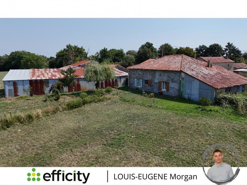 Corps de ferme - 1 376 m² - 5 pièces