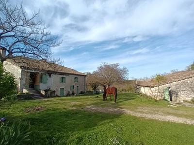 Maison - 80 m² - 3 pièces