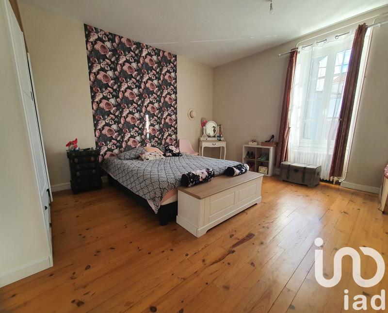 Maison - 160 m² - 8 pièces