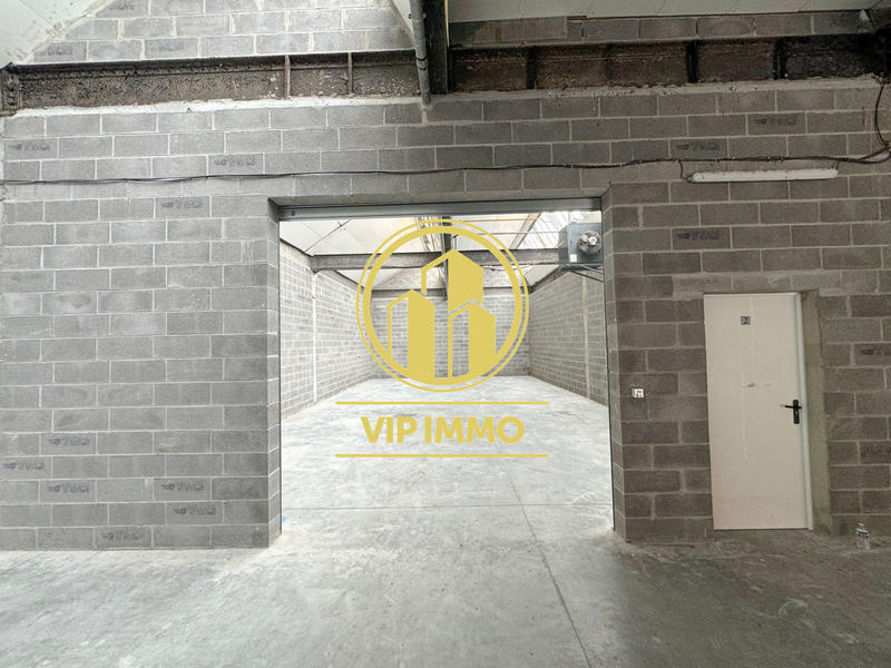 Local d'activités - 107 m²