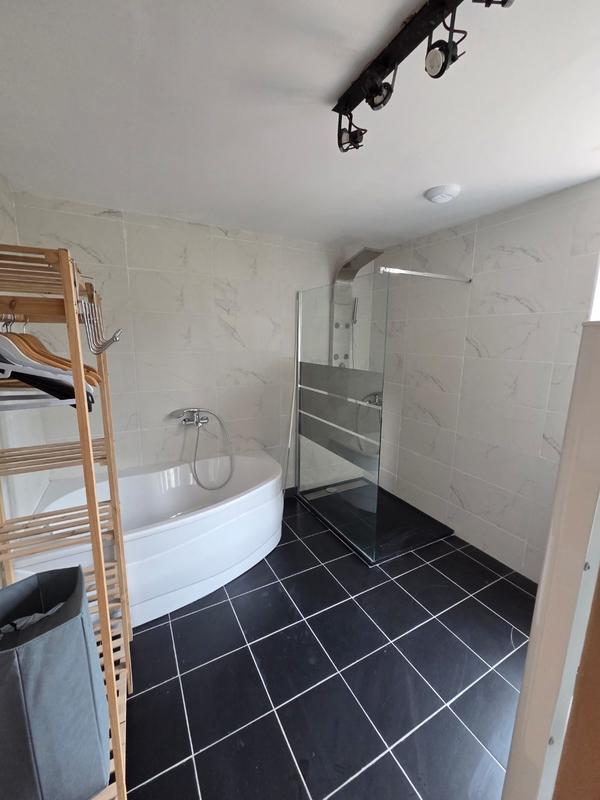 Maison - 120 m² - 8 pièces