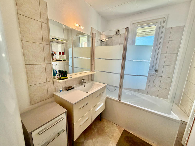 Appartement - 65 m² - 3 pièces