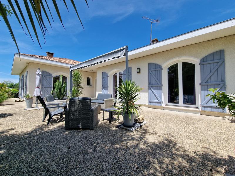 Maison - 193 m² - 7 pièces