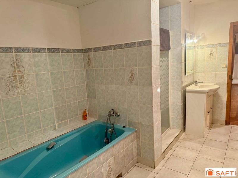 Maison - 150 m² - 7 pièces