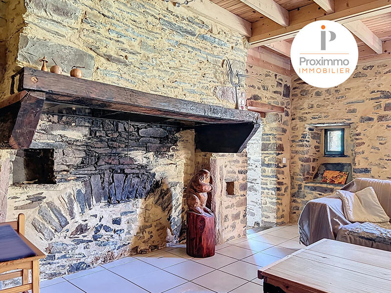 Maison - 199 m² - 8 pièces