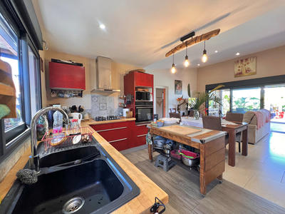 Maison - 91 m² - 4 pièces