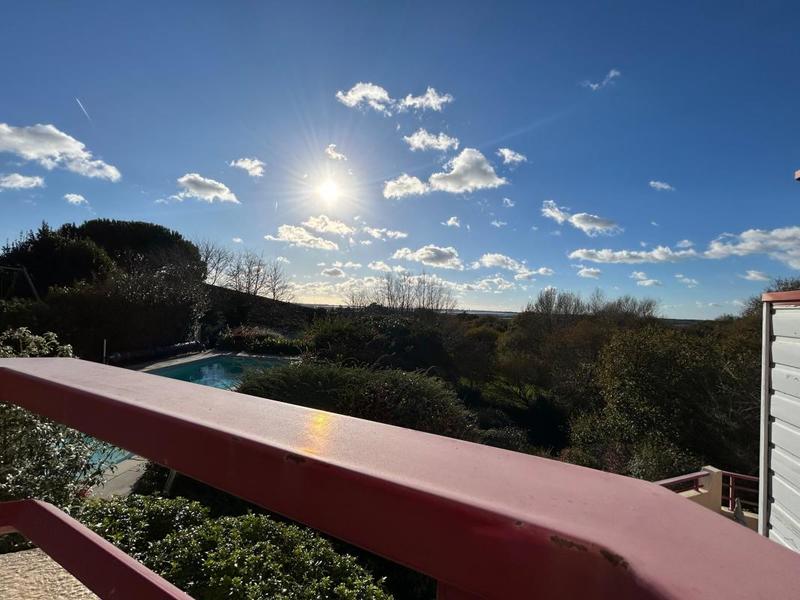 Maison - 240 m² - 6 pièces