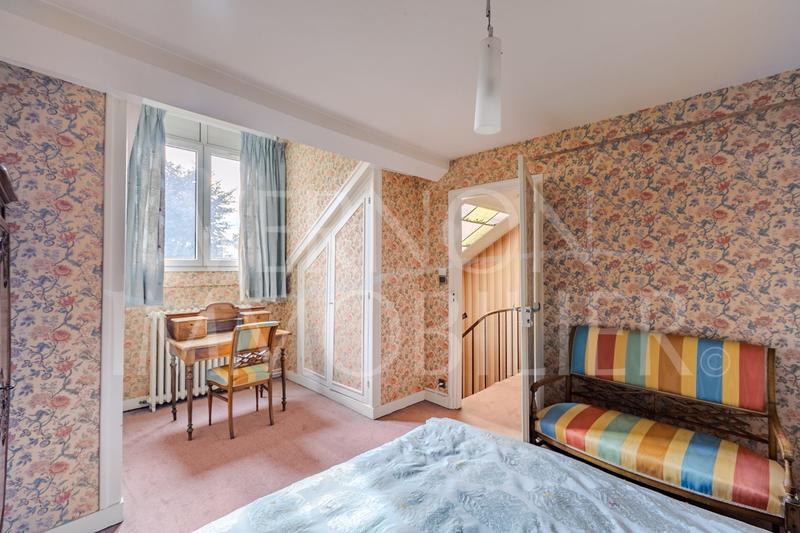 Maison ancienne - 202 m² - 8 pièces