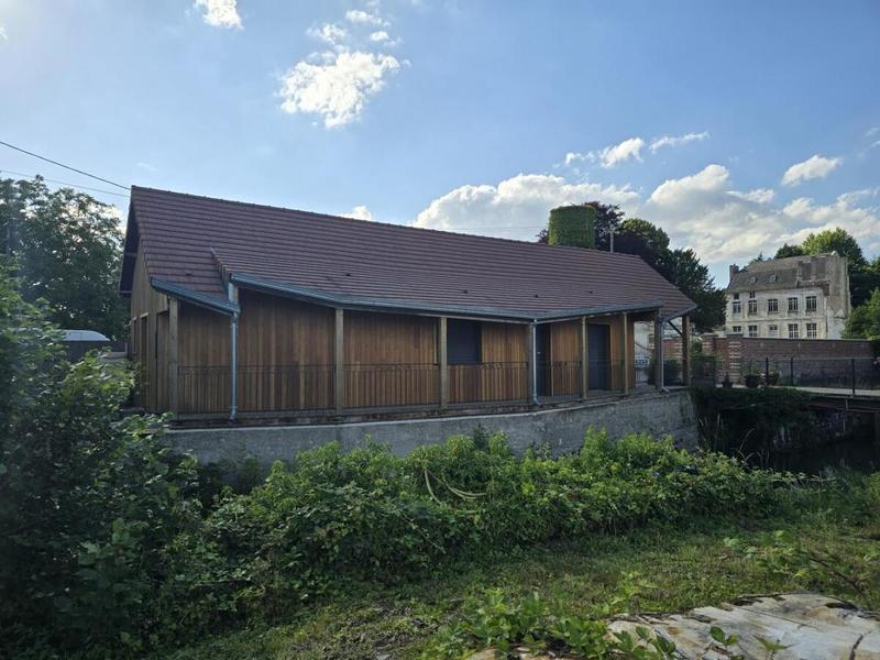 Maison - 295 m² - 9 pièces