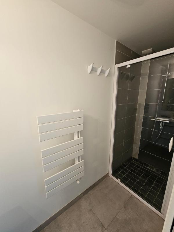 Propriété - 298 m² - 13 pièces