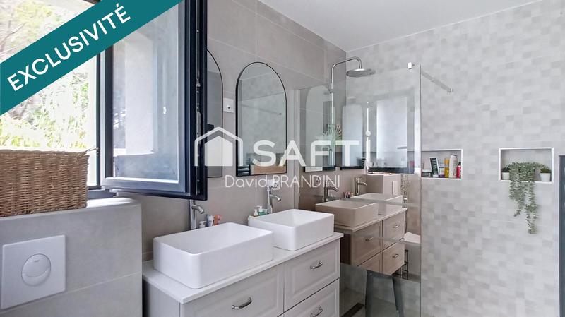 Maison - 140 m² - 5 pièces