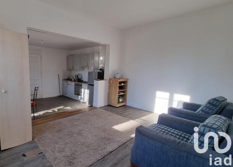 Maison - 329 m² - 10 pièces