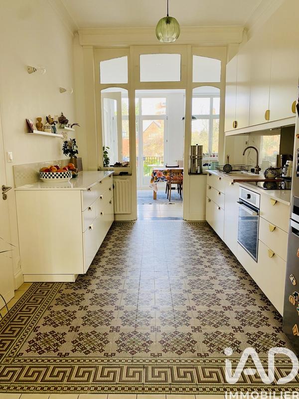 Maison - 175 m² - 7 pièces