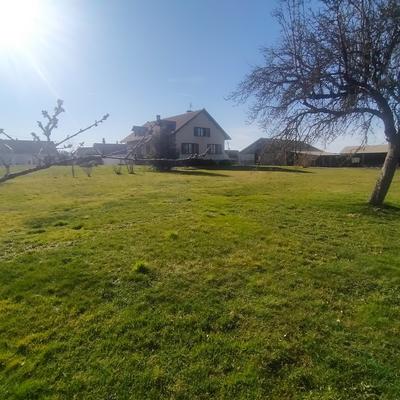 Propriété - 210 m² - 9 pièces