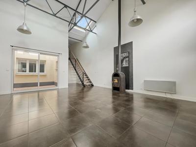 Maison - 102 m² - 4 pièces