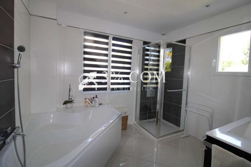 Maison - 172 m² - 6 pièces