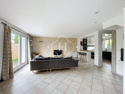 Maison - 145 m² - 7 pièces