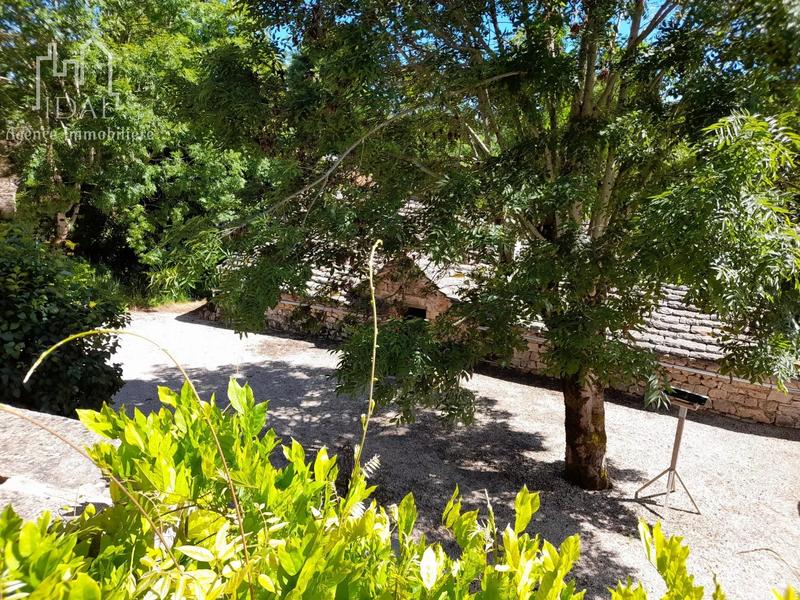 Maison chambre d'hôtes - 422 m²