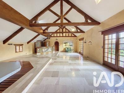 Maison - 294 m² - 10 pièces