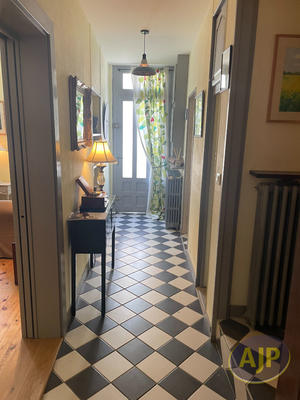 Maison - 156 m² - 6 pièces