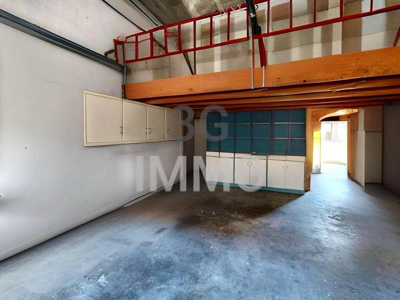 Maison de ville - 223 m² - 9 pièces