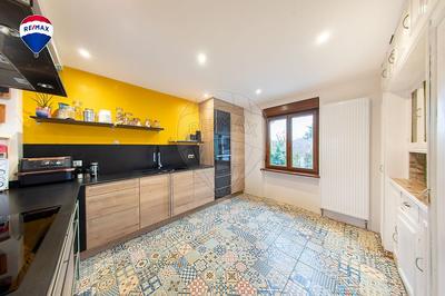 Maison - 143 m² - 6 pièces