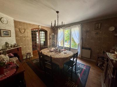 Maison - 131 m² - 7 pièces