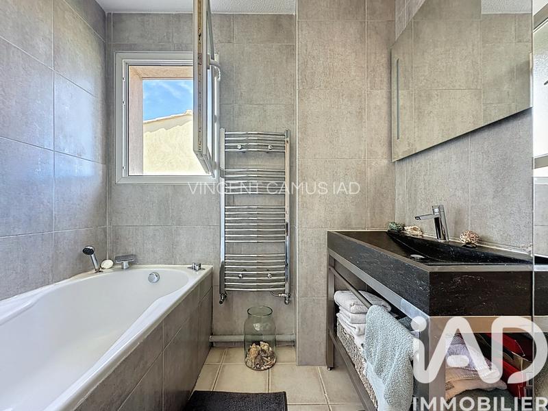 Maison - 98 m² - 4 pièces