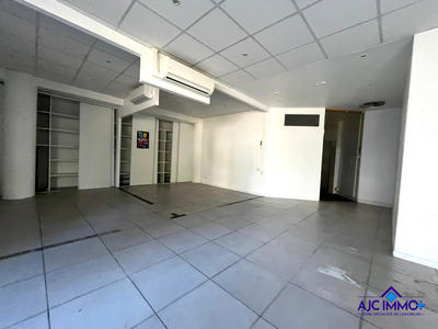 Local commercial - 87 m²