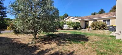 Maison - 135 m² - 6 pièces