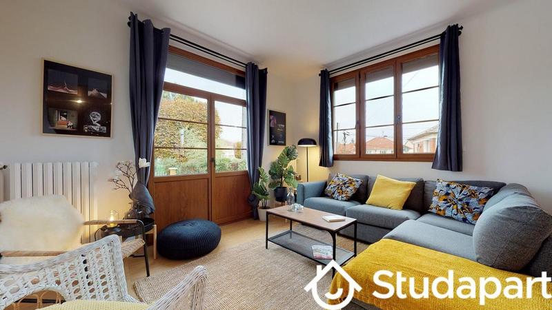 Chambre - 10 m² - 1 pièce