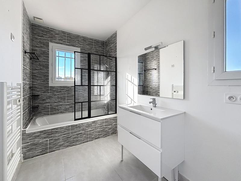 Maison - 127 m² - 5 pièces