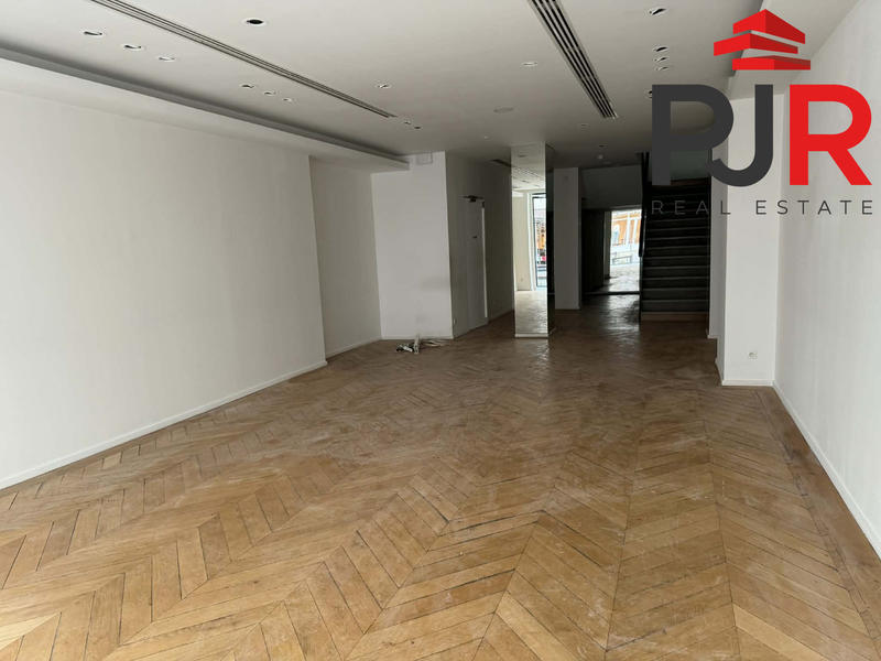 Local commercial - 386 m²