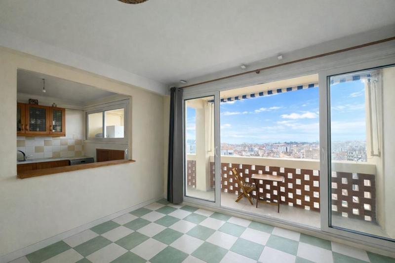 Appartement - 86 m² - 4 pièces