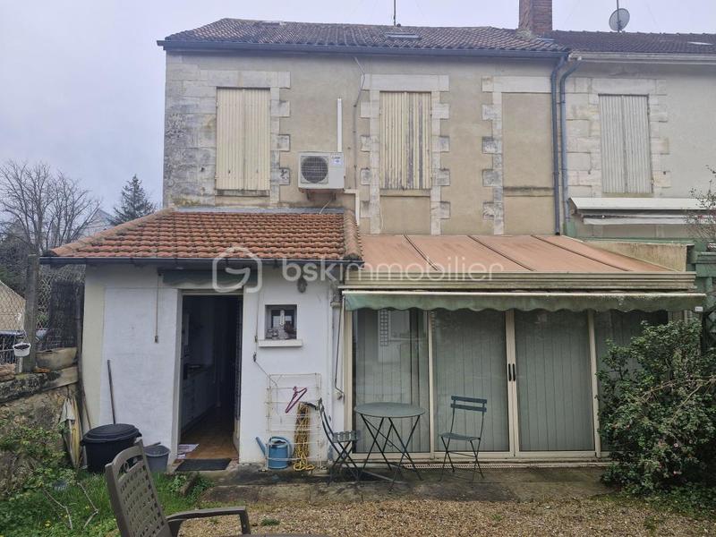 Maison traditionnelle - 163 m² - 6 pièces