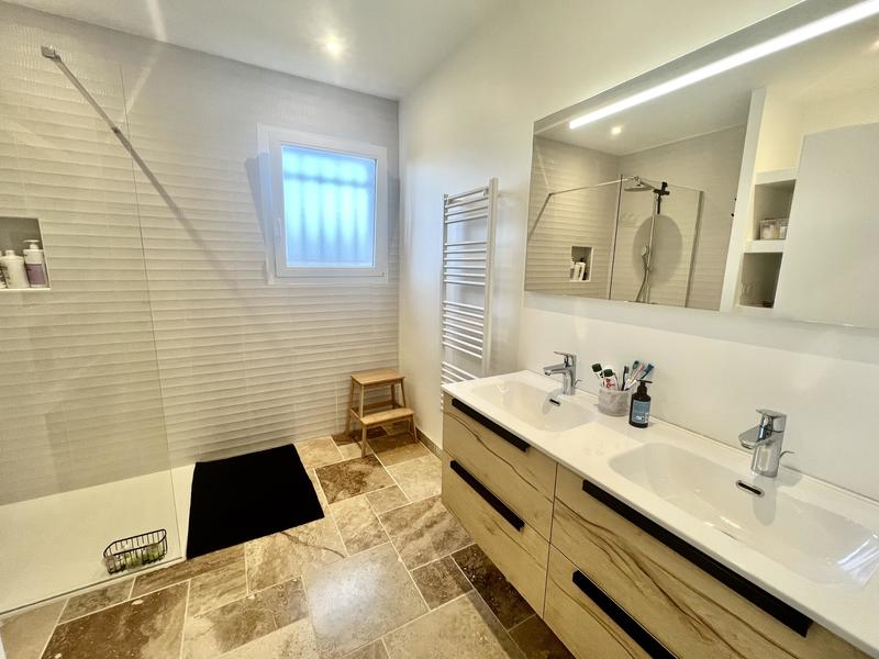 Villa - 135 m² - 5 pièces