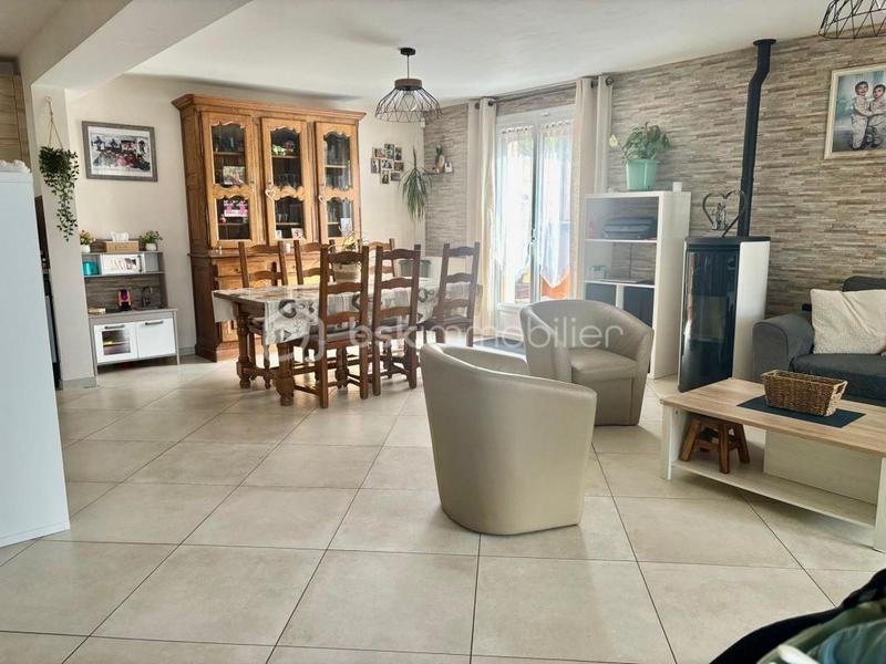 Maison - 127 m² - 7 pièces