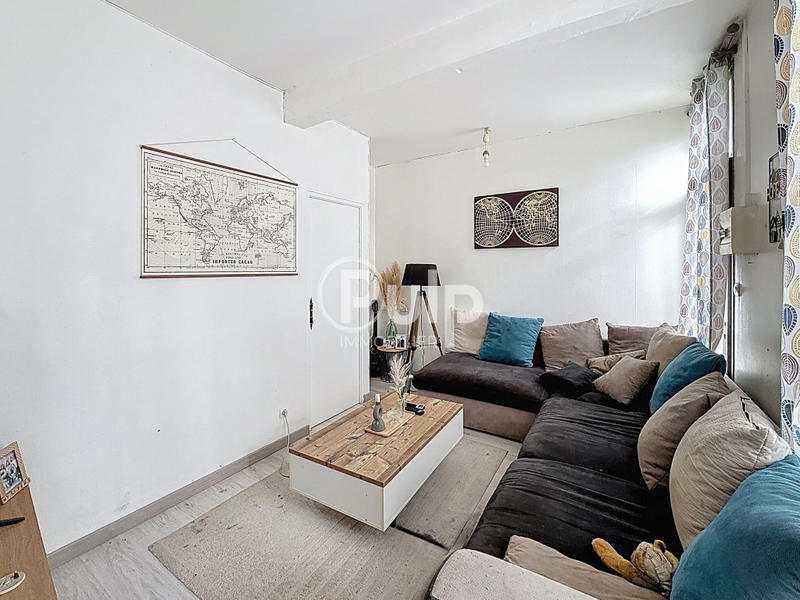 Immeuble - 245 m² - 12 pièces