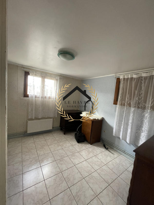 Maison - 77 m² - 5 pièces