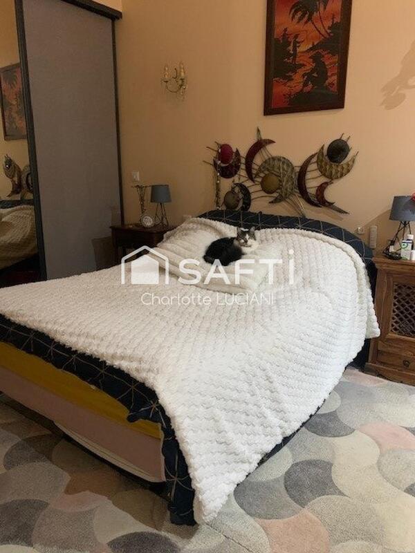 Maison - 95 m² - 4 pièces