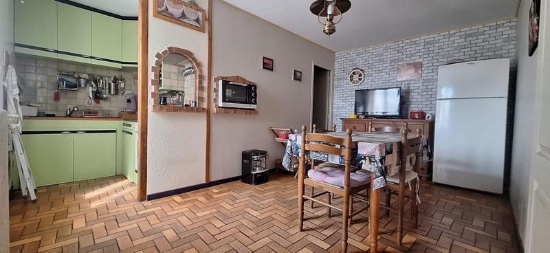 Maison - 122 m² - 4 pièces