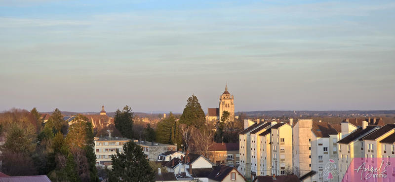 Appartement - 72 m² - 3 pièces