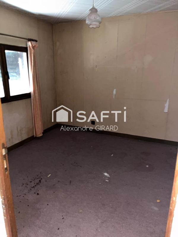 Maison - 80 m² - 6 pièces