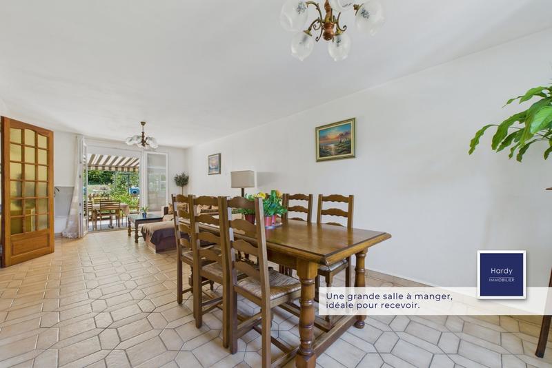 Maison - 91 m² - 5 pièces