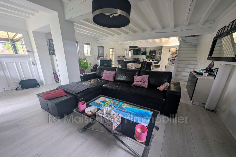 Maison - 122 m² - 5 pièces