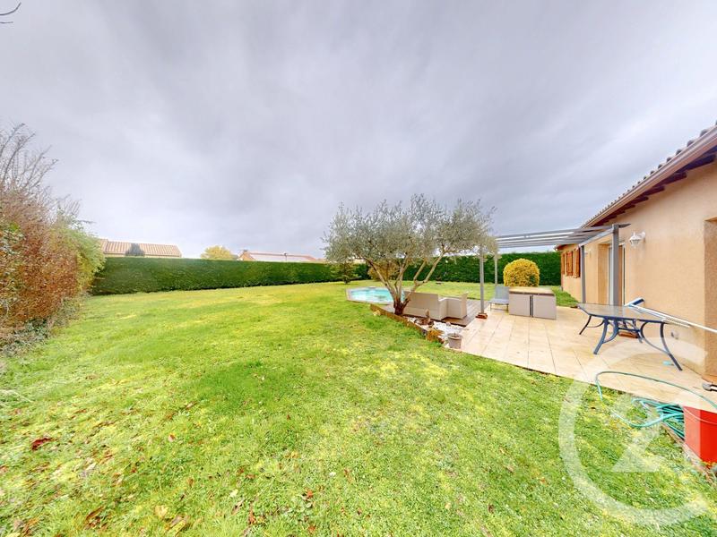 Maison - 100 m² - 5 pièces