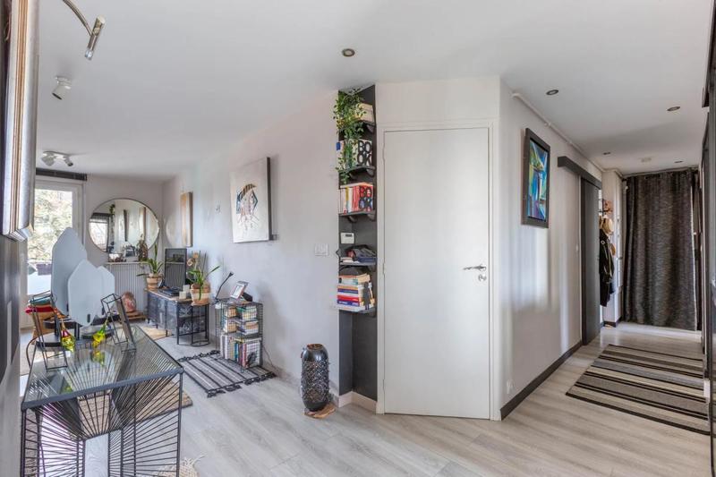 Appartement - 64 m² - 4 pièces