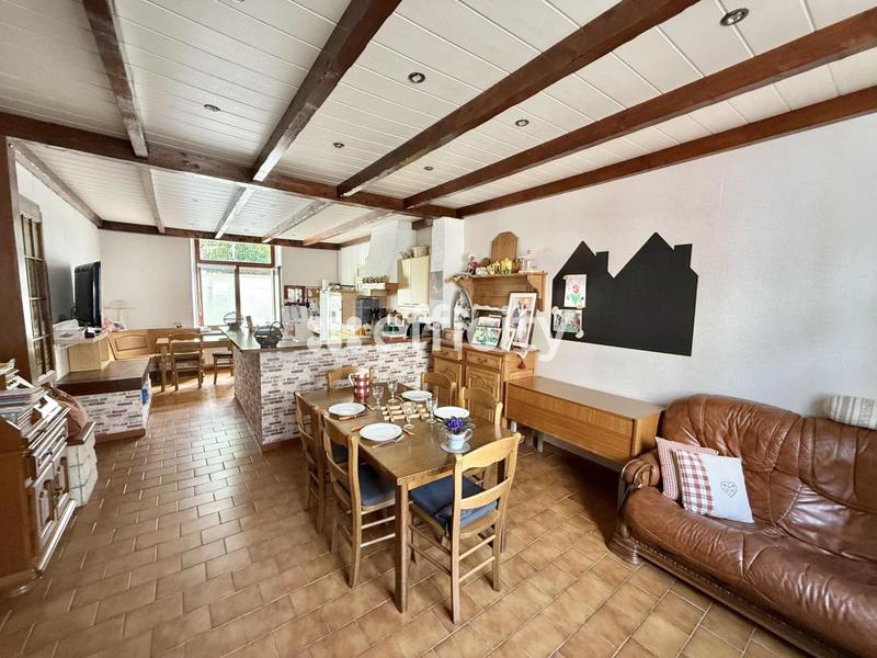 Maison - 173 m² - 7 pièces