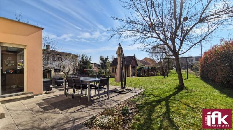 Maison - 180 m² - 6 pièces