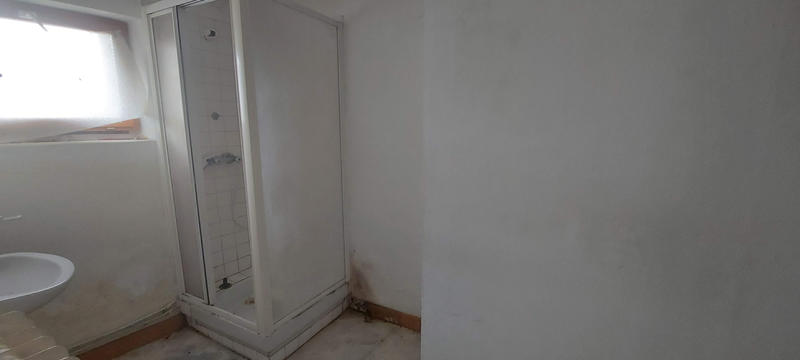 Maison - 240 m² - 11 pièces